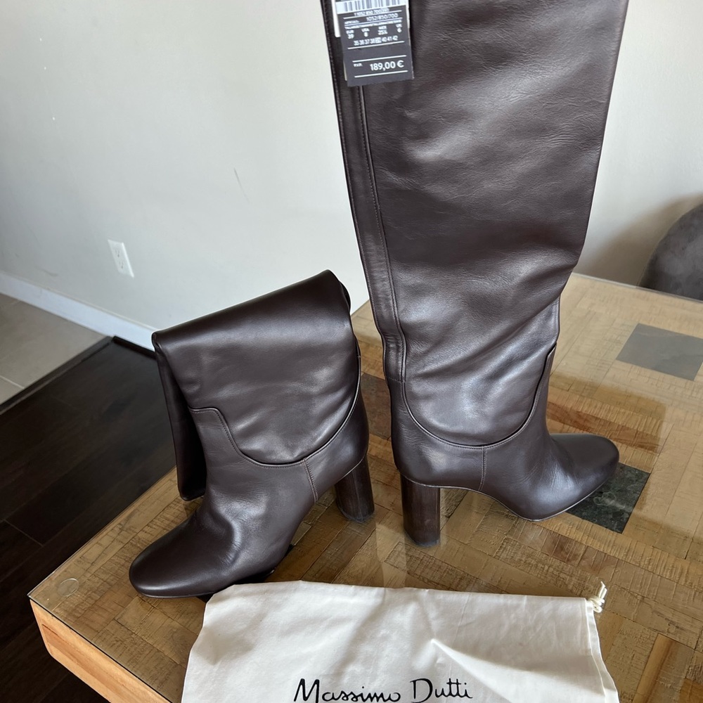 Beautiful high heel, brand new boot.